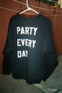 NM HERITAGE - PARTY EVERY DAY CREWNECK