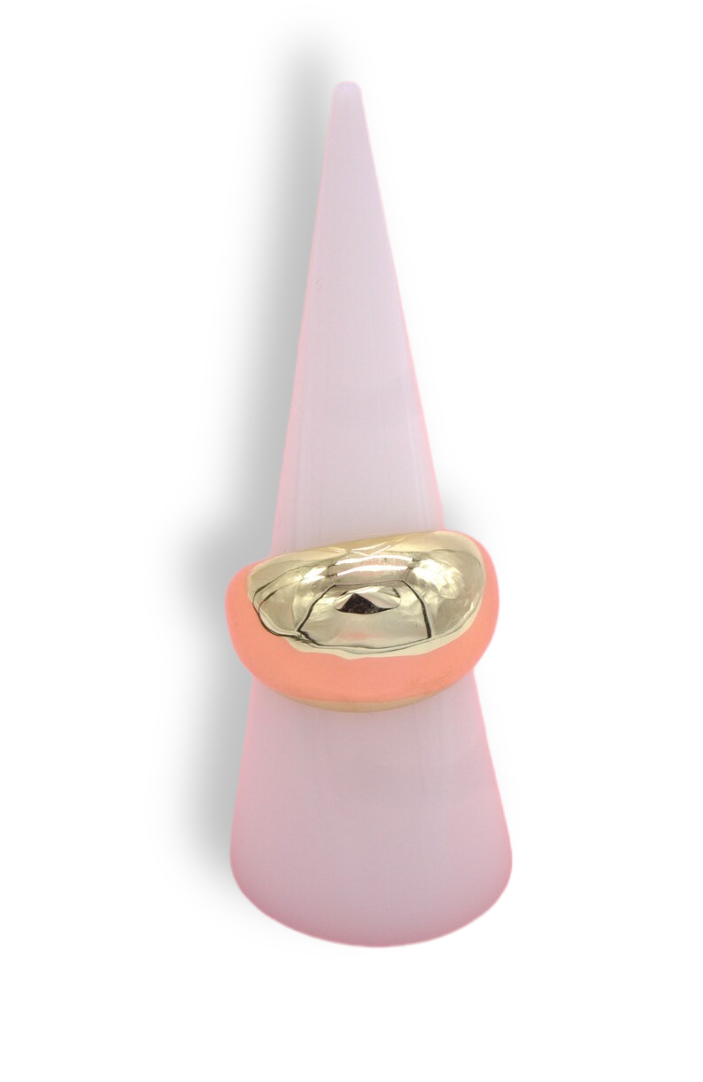 VIP VERY CHIC RING